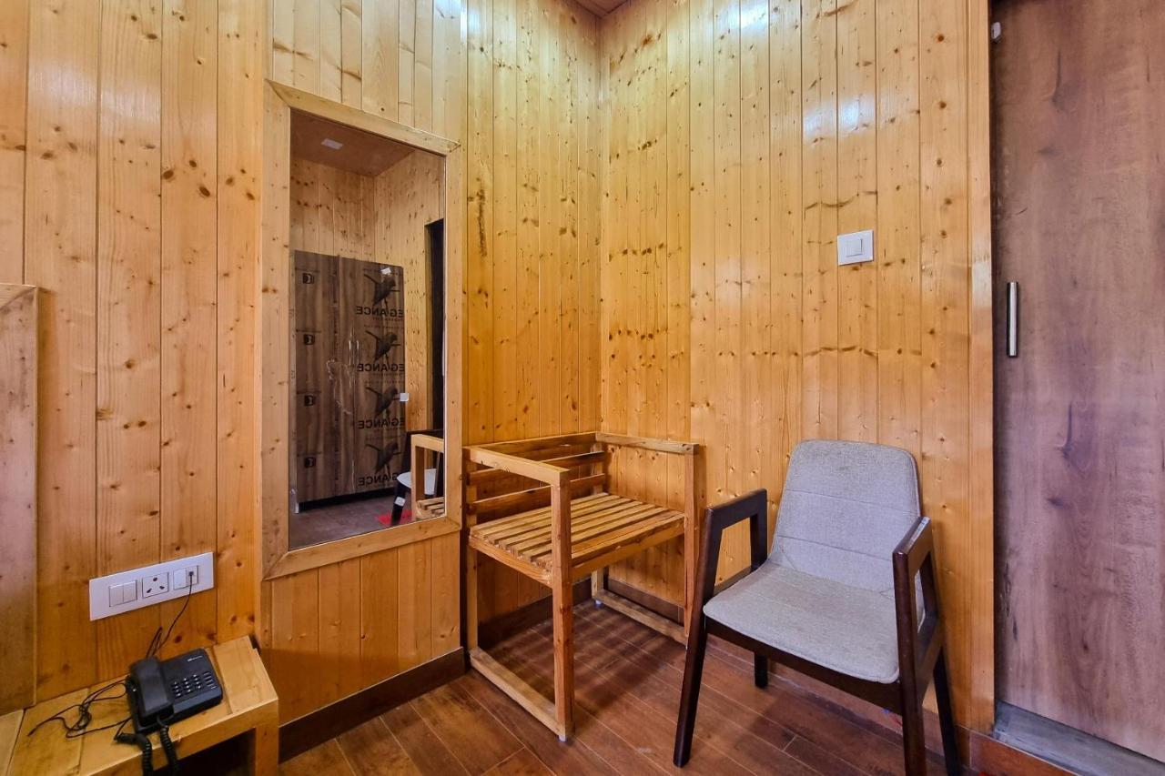 Hotel White Cloud Banikhet Extérieur photo