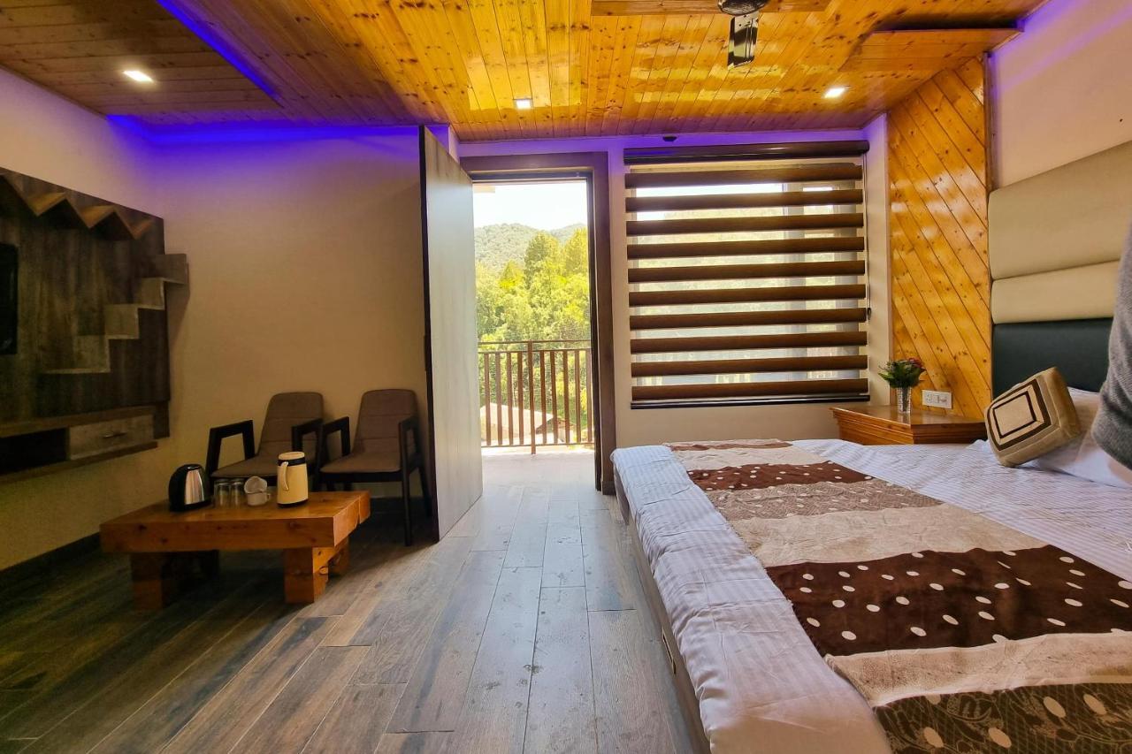 Hotel White Cloud Banikhet Extérieur photo