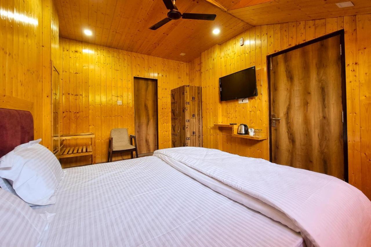 Hotel White Cloud Banikhet Extérieur photo