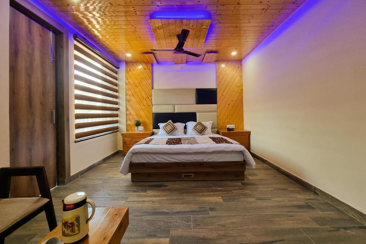 Hotel White Cloud Banikhet Extérieur photo